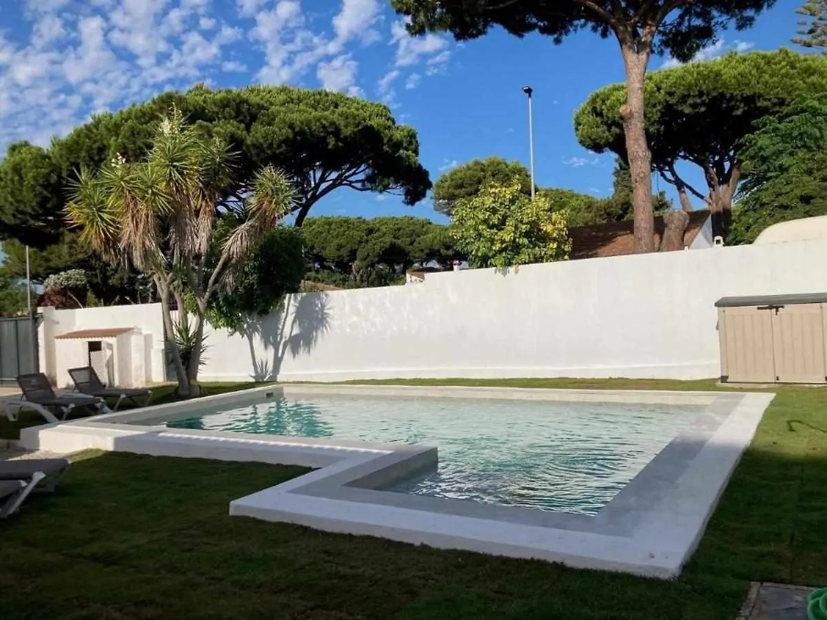 Hébergement de vacances Villa Barbara Villa Con Gran Piscina Y Jacuzzi Chiclana de la Frontera